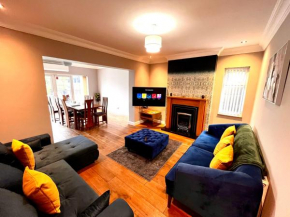 Detached Home with Aircon, Patio, BBQ, Pool Table & Table Tennis